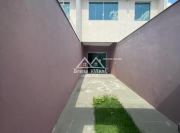Casa · 115m² · 3 Quartos · 2 Vagas · São 115 m2 de área construída, + área externa privativa, no bairro Niterói.