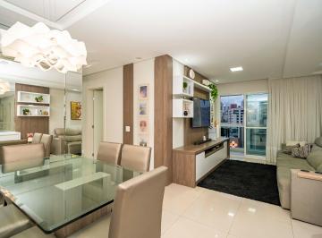 Apartamento de 3 quartos, Curitiba · APARTAMENTO 3 QUARTOS SENDO 1 SUÍTE E 2 VAGAS LIVRES, AGUA VERDE