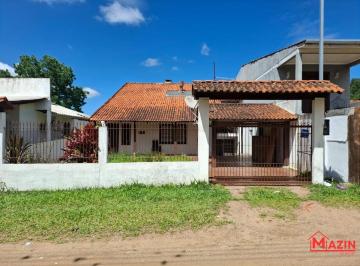 Casa · 150m² · 4 Quartos · 2 Vagas · Casa com Excelente Localização - Próxima à Avenida Edgar Pires de Castro.