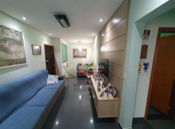 Casa · 226m² · 4 Quartos · 3 Vagas · Casa no Tatuapé com 226m² de área construída, 4 quartos e 3 vagas, quintal com churrasqueira.