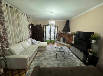 Casa · 276m² · 4 Quartos · 3 Vagas · Casa na Vila Zelina com 4 quartos (1 suíte), terraço com piscina e 3 vagas