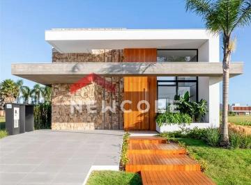 Casa · 218m² · 3 Quartos · 2 Vagas · Casa de condomínio em  Rua do Parque - Praia da Cal  - Torres/RS