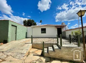 Casa de 3 quartos, Pirenópolis · Casa no centro histórico á venda em Pirenópolis 