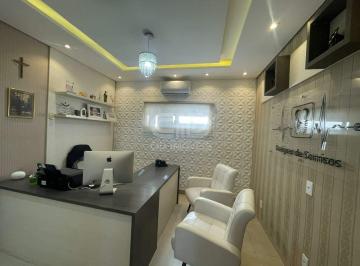 Comercial · 648m² · 8 Vagas · Prédio comercial com 3 pavimentos no Jardim Cuiabá