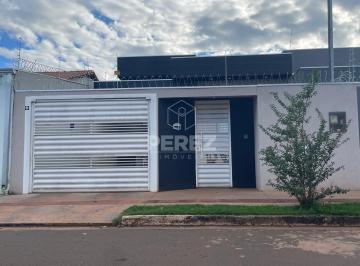 Casa · 102m² · 3 Quartos · 2 Vagas · Casa Térrea no Bairro Vila Nasser