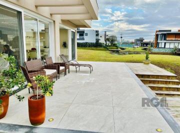 Casa · 450m² · 4 Quartos · 4 Vagas · Casa para Comprar com 3 Suítes em Lote Molhado no Península Ponta da Figueira