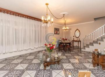 Casa · 250m² · 3 Quartos · 8 Vagas · SOBRADO COM SEUS  250M2 DE ÁREA ÚTIL - 3 QUARTOS - 8 VAGAS