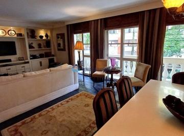 Apartamento · 166m² · 2 Quartos · 1 Vaga · Apartamento com 3 dormitórios e 1 vaga em Cerqueira Sésar!