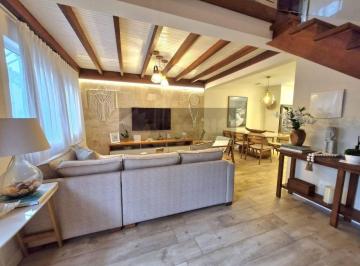 Casa de 3 quartos, São Sebastião · Sobrado 3 dormitórios à venda, 81 m² por R$ 1.700.000 - Paúba - São Sebastião/SP