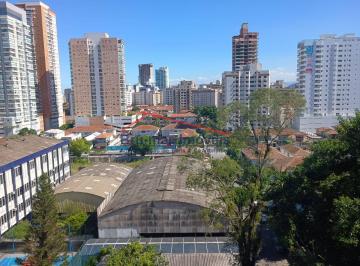 Apartamento · 95m² · 2 Quartos · 1 Vaga · Apto Frente 2 dormitórios, reformado, com armários, garagem demarcada
