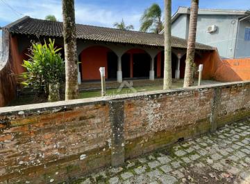 Casa de 4 quartos, Pontal do Paraná · Casa com Piscina em Pontal do Sul