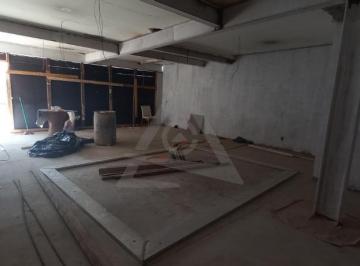 Comercial · 71m² · 1 Quarto · 10 Vagas · Salão para alugar em Campinas, Parque Taquaral, com 1 quarto, com 71.37 m²