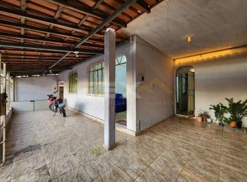 Casa · 69m² · 3 Quartos · 2 Vagas · Casa à venda no Bairro Santa Rosa