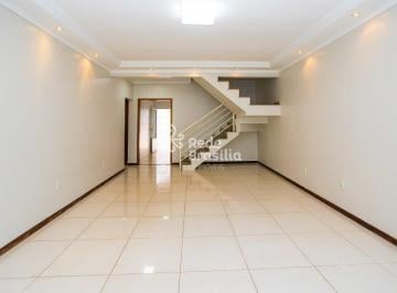 Casa · 276m² · 4 Quartos · 2 Vagas · TH32623 - SHIGS 715, casa de 04 quartos sendo 02 suítes, 276m². Agende sua visita!