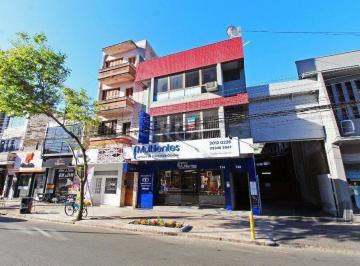 Comercial · 12m² · prédio comercial, com 03 andares, loja térrea, mais 04 salas.