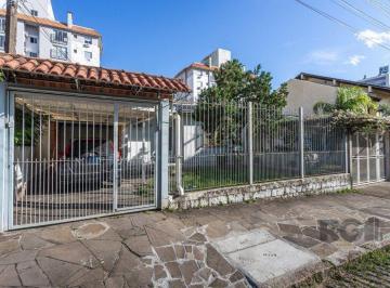 Casa · 310m² · 2 Quartos · 2 Vagas · Casa em Jardim do Salso
