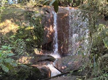 Terreno , Gonçalves · Terreno alto e com cachoeira a 4km do centro de Gonçalves MG