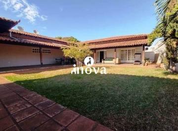 Casa · 405m² · 3 Quartos · 3 Vagas · Casa à venda, 3 quartos, 1 suíte, 3 vagas, Santa Maria - Uberaba/MG