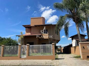 Casa · 220m² · 3 Quartos · LINDA CASA NO JARDIM MALUCHE