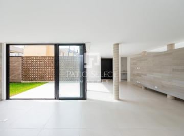 1 · Casa de condomínio com 185 m², 3 quartos sendo 3 suítes à venda no bairro Campo Comprido.