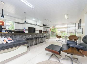 Casa · 210m² · 4 Quartos · 3 Vagas · Casa com 4 quartos, 210 m², à venda no Orleans