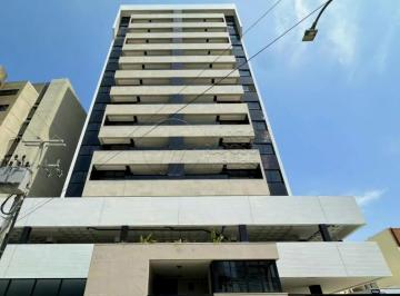 Apartamento · 65m² · 2 Quartos · 1 Vaga · Apartamento com 2 Quartos com Varanda em Andar Alto à venda no Edf. High Ponta Verde