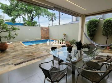 Photo 1 · Casa em condomínio com 3 quartos suítes disponível para venda em Uberlândia-MG
