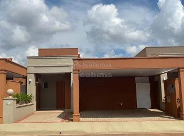 Casa · 180m² · 2 Quartos · 2 Vagas · Casa com 02 dormitórios no Condomínio Raízes Imperial.