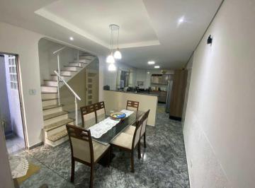 Casa · 176m² · 2 Quartos · 1 Vaga · Casa à venda no Condomínio Rubi em Mogi das Cruzes. Assobradada