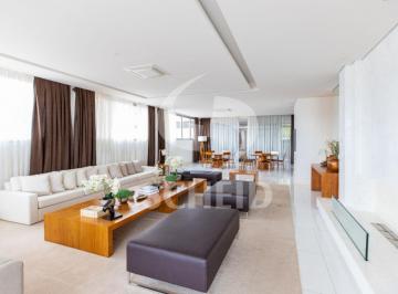 Apartamento · 839m² · 4 Quartos · 7 Vagas · Cobertura á Venda no Campo Belo com 839m², 4 quartos sendo 4 suítes, 7 vagas.