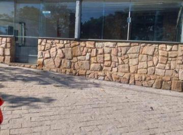 90121ca9e1dccab4e73beb18cc2ca3452a482e08 · Loja Comercial com Fachada em Vidro na Av. Brasil – 140m² | Vila Bressani, Paulínia/SP