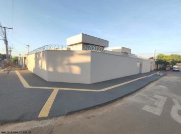 Casa · 185m² · 3 Quartos · 2 Vagas · Casa à venda - em Moinho dos Ventos