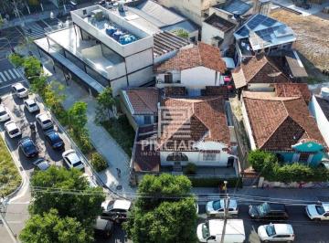 Casa · 197m² · 2 Vagas · Casa em Icaraí, Niterói/RJ de 197m² para locação R$ 17.000,00/mes