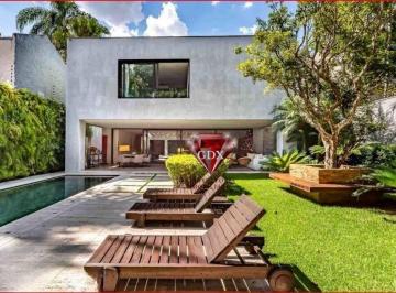4d9c77105c03d3bf5fcc3bd575df271a2d4aa9f6 · Casa no Jardim Paulistano