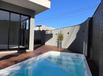 Casa · 175m² · 4 Quartos · 3 Vagas · Casa em Rio Pequeno, Camboriú/SC de 175m² 4 quartos à venda por R$ 1.800.000,00