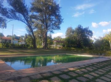 Comercial · 38000m² · 16 Quartos · Comercial à venda - em Cidade Ocidental
