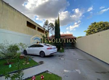 Casa · 230m² · 2 Quartos · 6 Vagas · Casa em Jardim Imperial, Aparecida de Goiânia/GO
