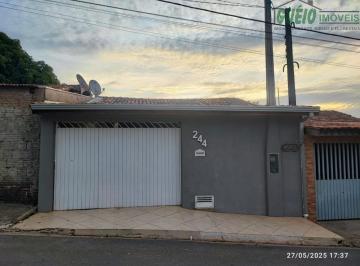 Foto 01 · Imperdível: Casa à venda em Itararé-SP, Jardim São Paulo, 2 quartos, 106m², edícula com 1 quarto, ba