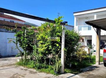 Casa · 252m² · 4 Quartos · 8 Vagas · MARAVILHOSOOOO - Sobrado isolado no jd. Independencia