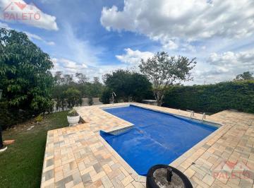 Casa · 140m² · 3 Quartos · 1 Vaga · Casa com 3 dormitórios com piscina a venda no Condomínio Ninho Verde na cidade de Quadra