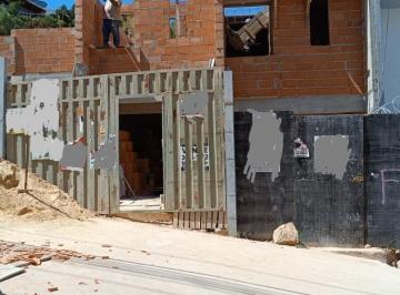 72754_i46741A_7275466d341f40d11c.jpg · Casa à venda - no Planalto