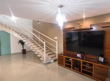 Casa · 360m² · 3 Quartos · Casa à venda - em Cabral