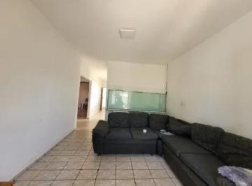 Casa de 3 quartos, Uberlândia · Casa/Padrão - Residencial - No bairro São Jorge