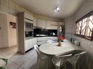 202505281122509819.jpg · Casa para Venda em Palhoça, Aririu, 4 dormitórios, 1 suíte, 2 banheiros