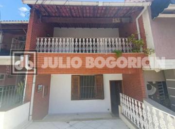 Casa · 345m² · 3 Quartos · 2 Vagas · MÉIER-RUA FECHADA-ESPETACULAR CASA- 354M² DE ÁREA PRIVATIVA- 3 QUARTOS(2 SUÍTES)