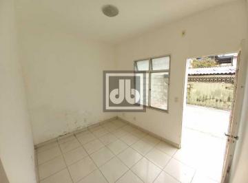 Casa · 67m² · 2 Quartos · 1 Vaga · Casa Tipo Apartamento de Vila - Sala - 2 Quartos - Banheiro Social Blindex - Qui