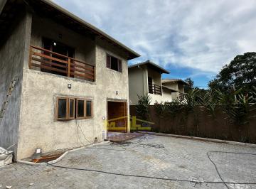 Casa de 3 quartos, São Sebastião · Sobrado com 3 Quartos à venda, 140m² - Boiçucanga