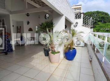 Casa · 238m² · 5 Quartos · 3 Vagas · Casa frente de Rua com 3 pavimentos, Jardim, 4 quartos, Garagem para 3 carros, t