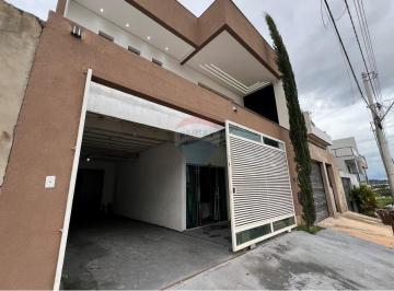Casa · 332m² · 6 Quartos · 2 Vagas · Sobrado dos Sonhos à Venda – Guará II, QE 50 Conjunto M