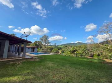 Rural · 220m² · 3 Quartos · Chácara com Piscina e Edícula Próxima a Bragança Paulista